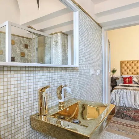 Lullaby Near Palazzo Vecchio And Piazza Signoria -hosted By Sweetstay Apartment Florence