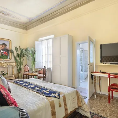 Lullaby Near Palazzo Vecchio And Piazza Signoria -hosted By Sweetstay Apartment Florence